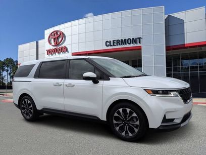 Used 2024 Kia Carnival EX