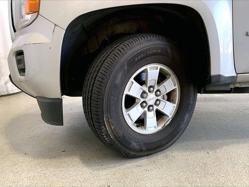 Used 2018 GMC Canyon 2WD Crew Cab w/ Convenience Package image 20