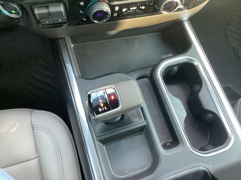 New 2026 Chevrolet Silverado 1500 LTZ w/ LTZ Premium Package AWD/4WD image 23