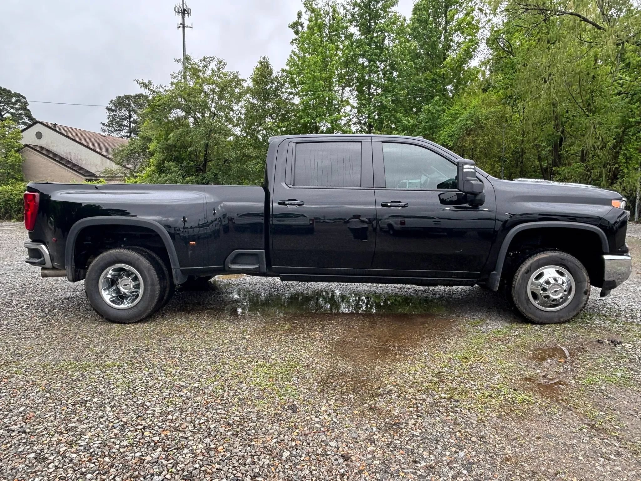 Used 2024 Chevrolet Silverado 3500 LT w/ Texas Edition AWD/4WD image 10