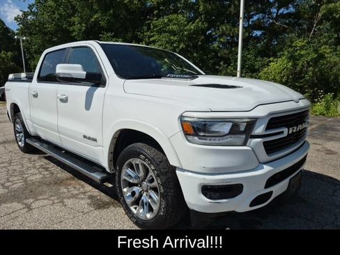 Used 2020 RAM 1500 Laramie w/ Sport Appearance Package AWD/4WD image 8