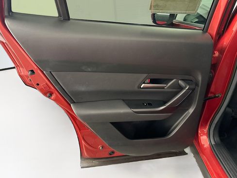 Used 2025 MAZDA CX-50 AWD 2.5 S w/ Premium Package image 28