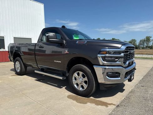 Used 2025 RAM 2500 Big Horn w/ Cold Weather Group image 28