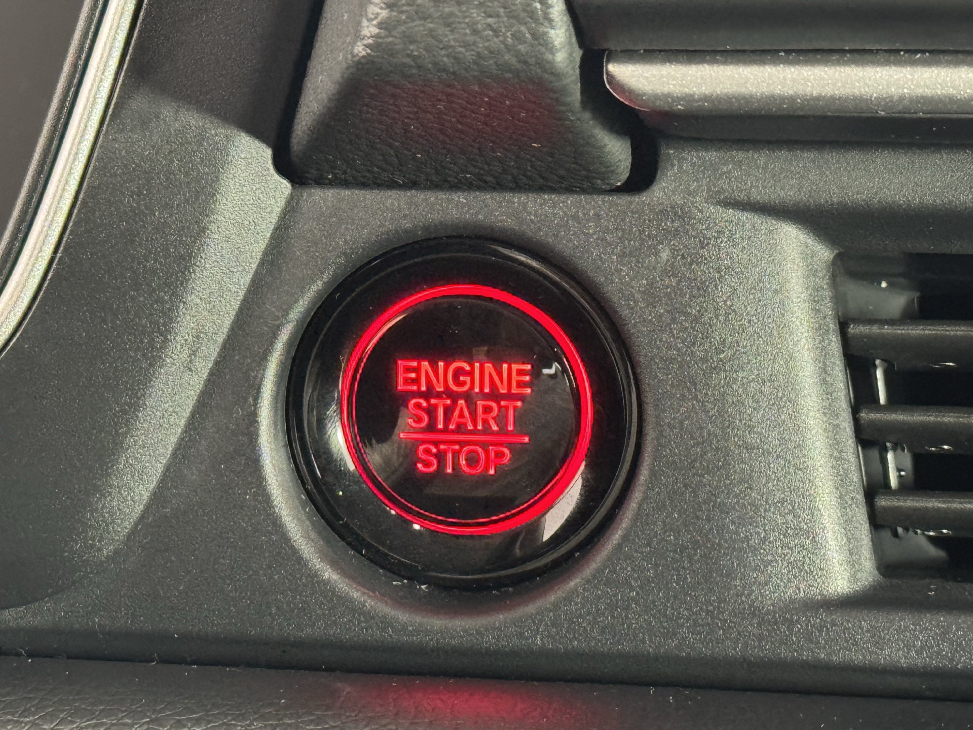 Used 2026 Honda Pilot EX-L image 29