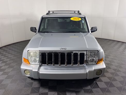 Used 2010 Jeep Commander Sport AWD/4WD image 7
