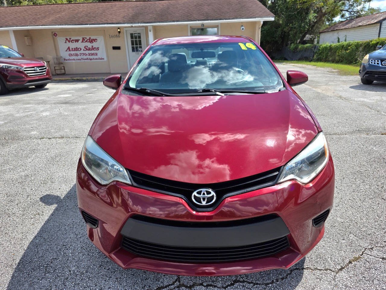 Used 2014 Toyota Corolla LE FWD image 6