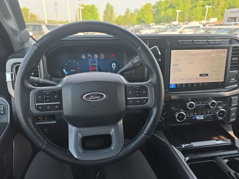 Used 2024 Ford F250 Lariat w/ Sport Appearance Package AWD/4WD image 24