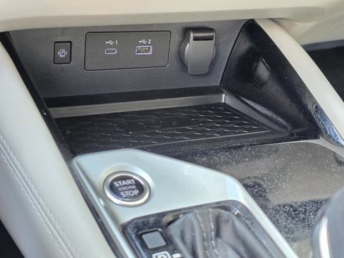 Used 2023 Nissan Altima 2.5 SV w/ SV Premium Package FWD image 19