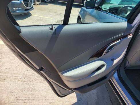 Used 2010 Buick LaCrosse CX FWD image 13