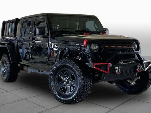 Used 2021 Jeep Gladiator Sport AWD/4WD image 2