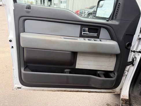 Used 2014 Ford F150 XLT image 6
