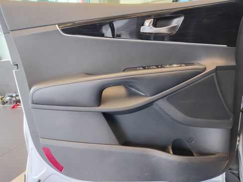 Used 2019 Kia Sorento S FWD image 27