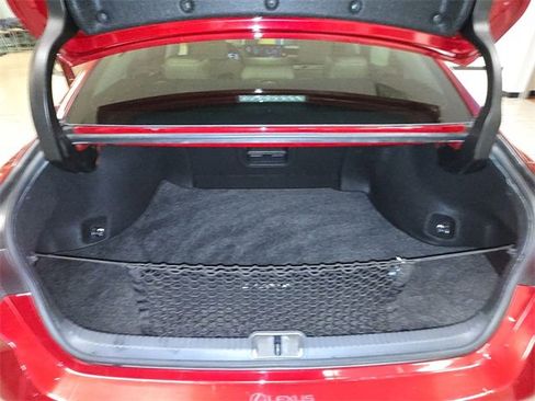 Used 2019 Lexus ES 350 Ultra Luxury image 24