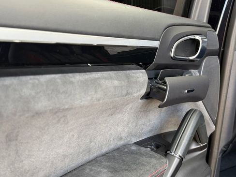 Used 2018 Porsche Cayenne GTS image 25