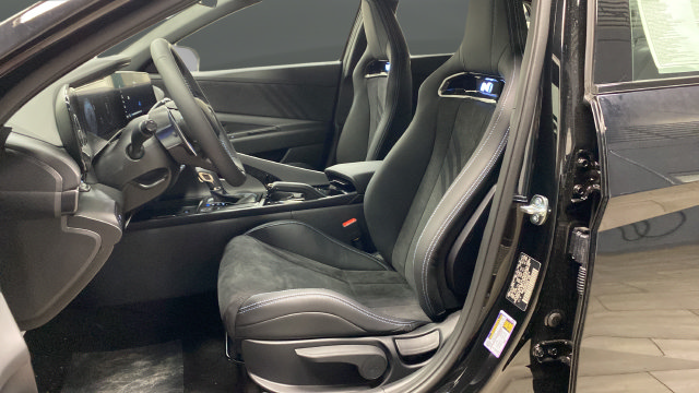 New 2026 Hyundai Elantra N FWD image 9