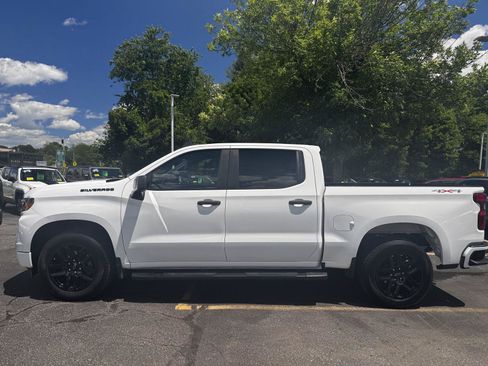 Certified 2024 Chevrolet Silverado 1500 Custom AWD/4WD image 7