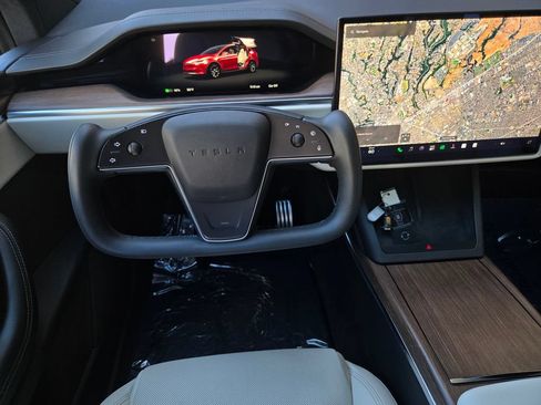 Used 2022 Tesla Model X AWD/4WD image 18