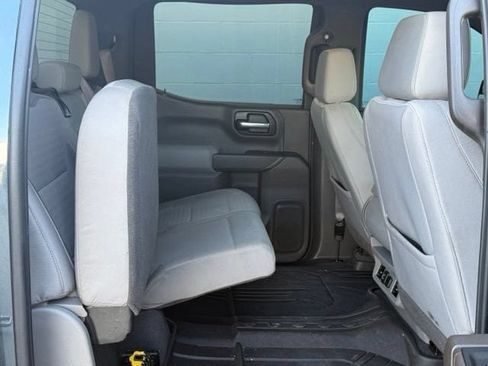 Used 2019 Chevrolet Silverado 1500 LT w/ Texas Edition RWD image 15