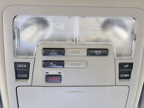 Used 2015 Toyota Avalon Limited FWD image 54