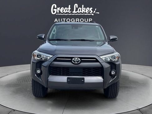 Used 2021 Toyota 4Runner SR5 Premium w/ Moonroof Package AWD/4WD image 8