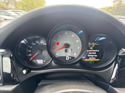 Used 2021 Porsche Macan S AWD/4WD image 40