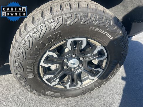 Used 2026 Chevrolet Silverado 1500 ZR2 AWD/4WD image 13