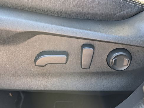 Used 2023 Subaru Forester Premium image 20