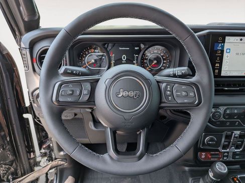New 2026 Jeep Gladiator Rubicon AWD/4WD image 16