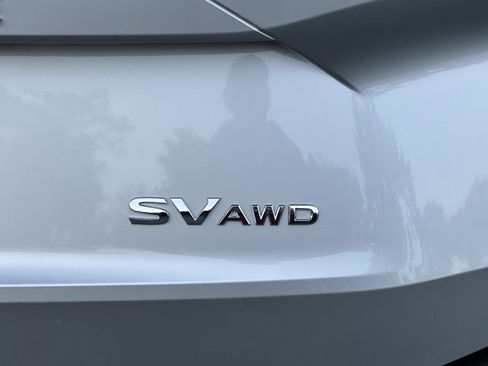 Certified 2023 Nissan Rogue SV image 13