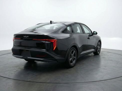 Used 2025 Kia K4 FWD image 9