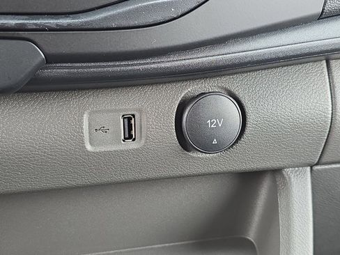 New 2026 Ford Transit 250 148 Medium Roof image 27