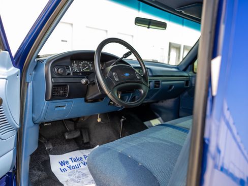 Used 1997 Ford F250 4x4 Regular Cab Heavy Duty image 31