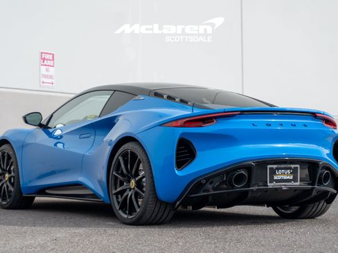 Used 2025 Lotus Emira RWD image 5