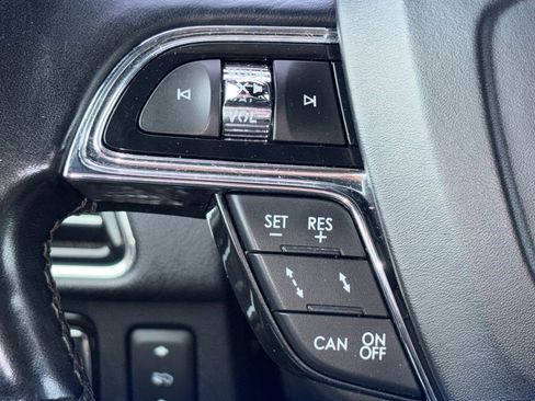 Used 2020 Lincoln Navigator Reserve w/ Equipment Group 208A Reserve AWD/4WD image 24