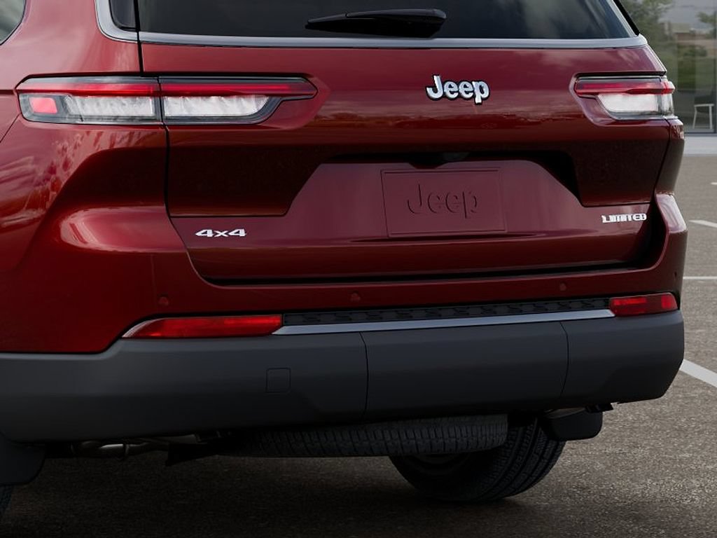 New 2026 Jeep Grand Cherokee L Limited w/ Limited Altitude Package AWD/4WD image 13
