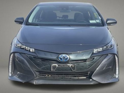 Used 2022 Toyota Prius Prime LE image 9