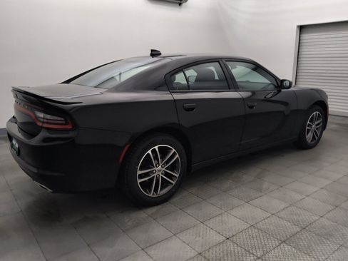 Used 2019 Dodge Charger SXT AWD/4WD image 10