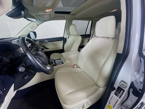Used 2023 Lexus GX 460 Premium w/ Premium Plus Package AWD/4WD image 22