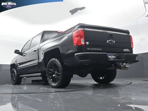Used 2018 Chevrolet Silverado 1500 High Country AWD/4WD image 21