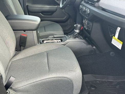 New 2026 Jeep Gladiator Sport image 13