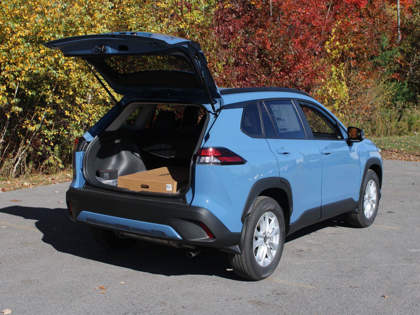 New 2026 Toyota Corolla Cross LE w/ Moonroof Package AWD/4WD image 7