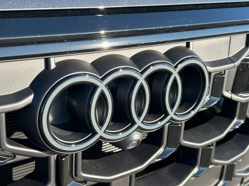 New 2026 Audi SQ8 Prestige image 43