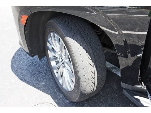 Used 2023 Cadillac Escalade Premium Luxury AWD/4WD image 35