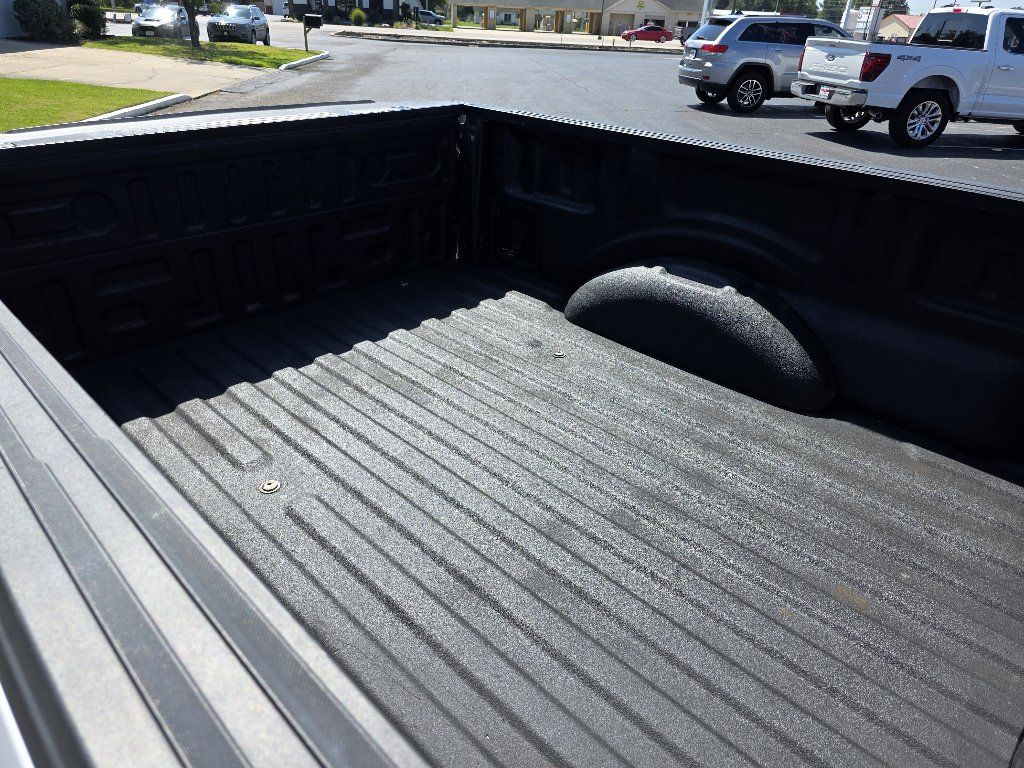 Used 2023 Ford F150 Lariat AWD/4WD image 12