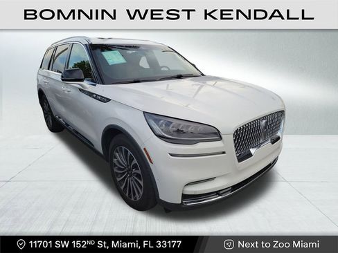 Used 2023 Lincoln Aviator Reserve image 1