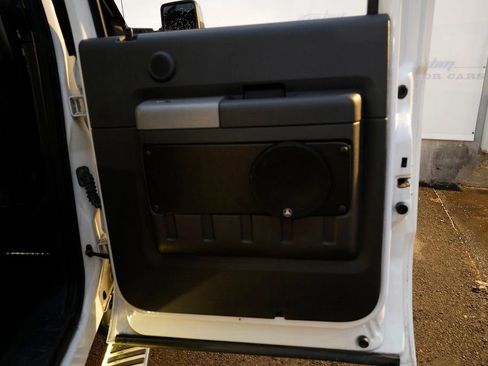 Used 2014 Ford F350 Lariat w/ Lariat Ultimate Package image 35