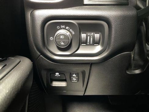Used 2019 RAM 1500 Big Horn image 21