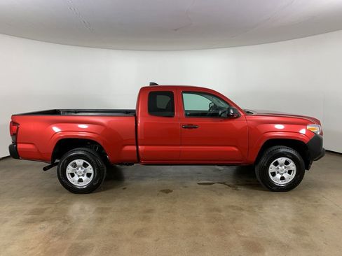 Used 2022 Toyota Tacoma SR RWD image 7