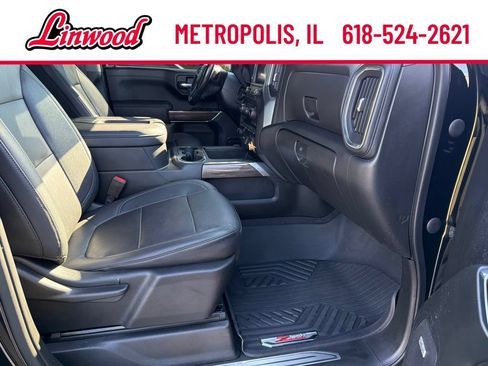 Used 2021 Chevrolet Silverado 1500 LT Trail Boss w/ Convenience Package II AWD/4WD image 9