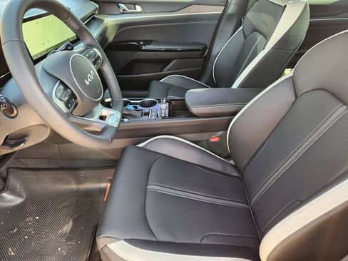 New 2026 Kia K5 GT-Line image 9